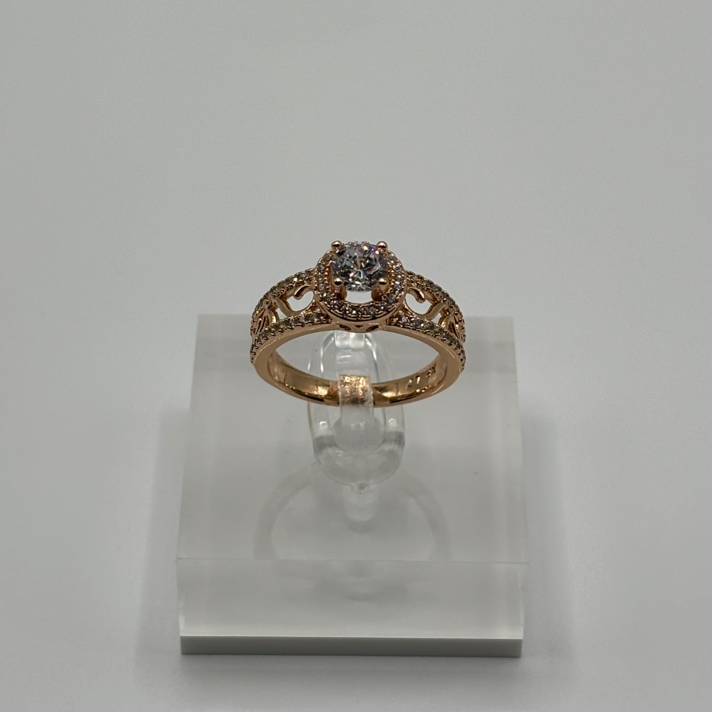 Crown Jewel Fantasy: The Regal Filigree Ring
