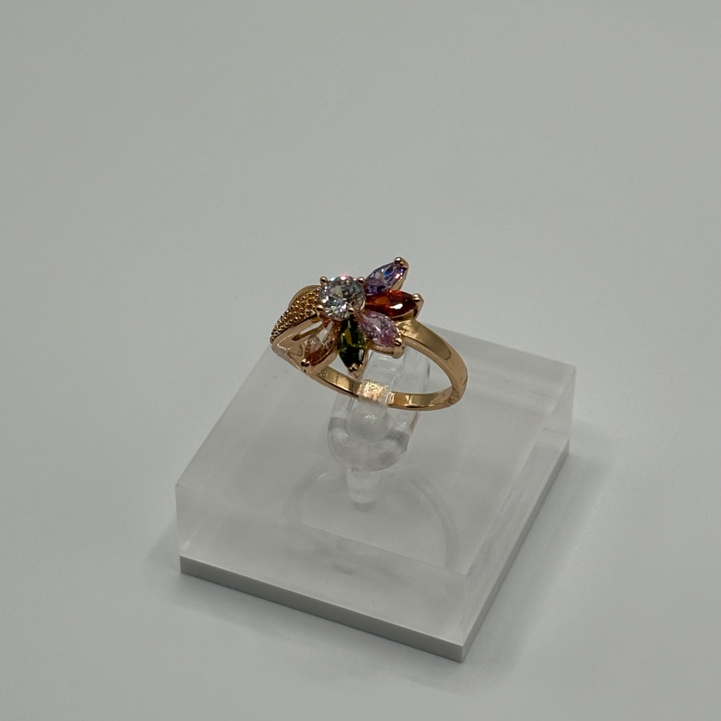 Blooming Brilliance: The Multi-Gemstone Floral Ring