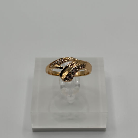 Twilight Swirl: The Golden Embrace Ring