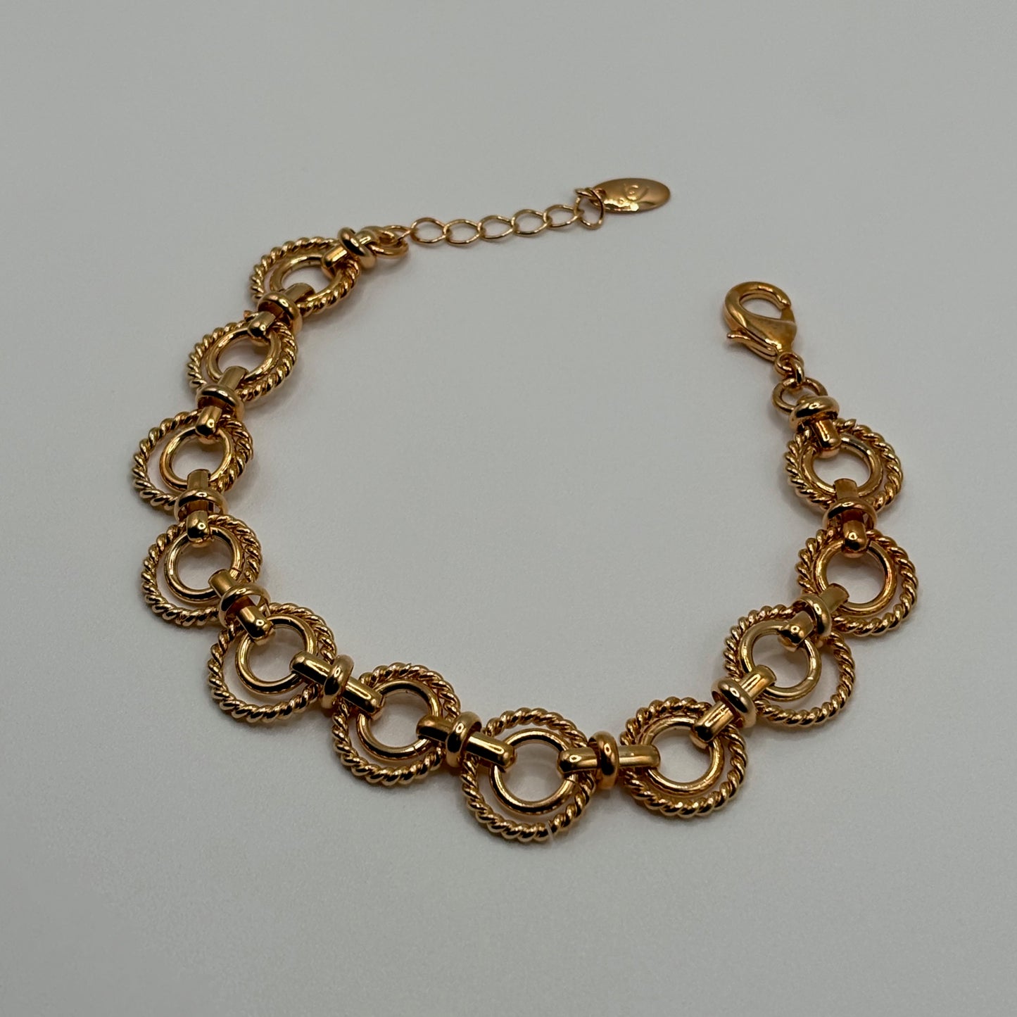 Cirque d'Or: The Golden Ringlets Bracelet